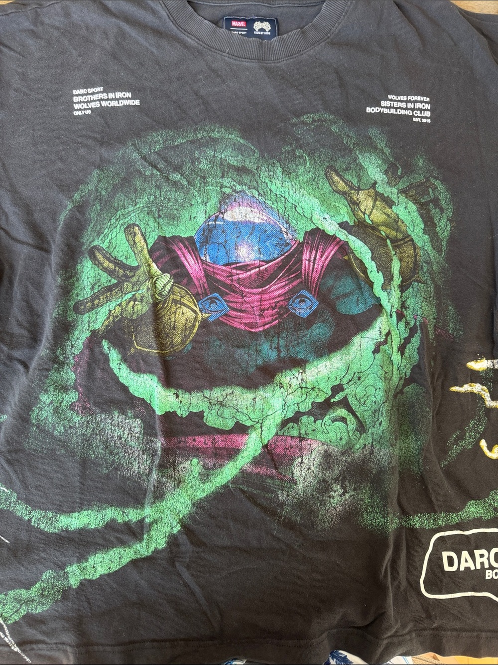 Marvel Spiderman Misterio Graphic Black Mens oversized Workout Tee